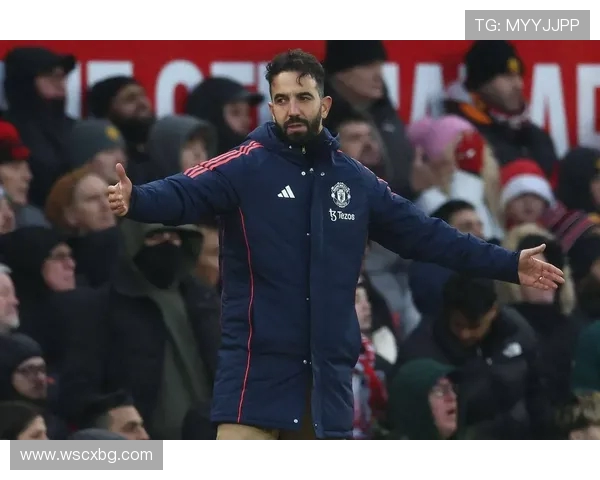 阿莫林提前召开发布会巧安排客场赛前训练避免球员无聊