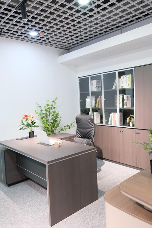 天津的烘焙店,甜品店需要实用又美观的家具?润东办公家具展厅有相关产
